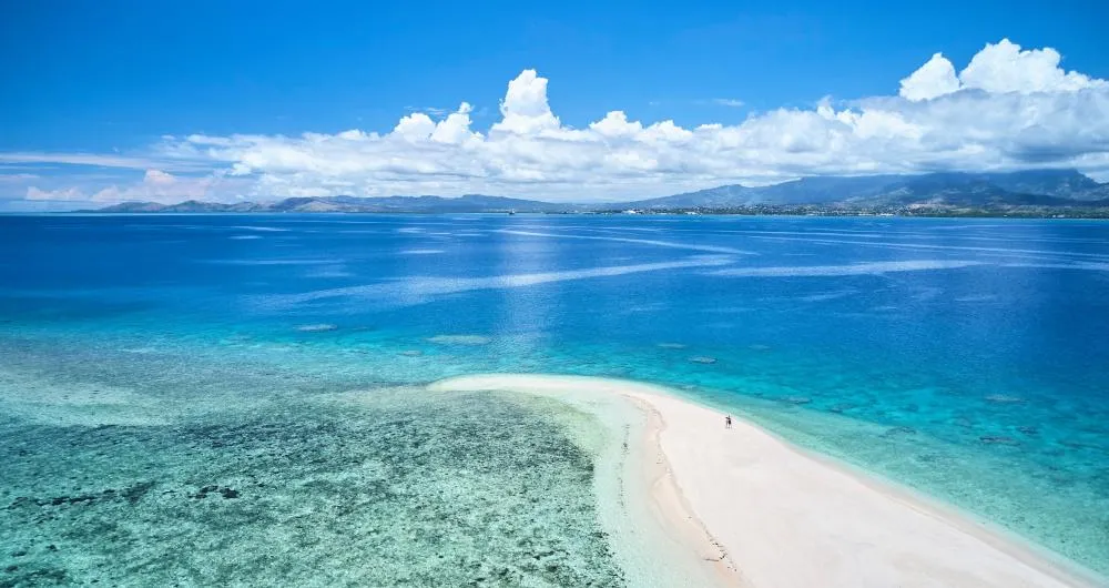 /img/2644-fiji-luxury-hotel.webp