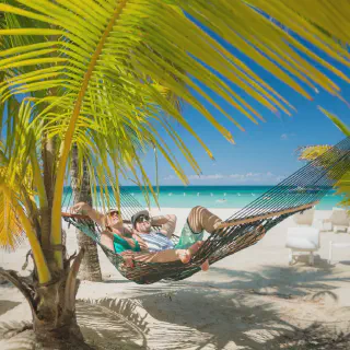 /img/2660-caribbean-packing.webp