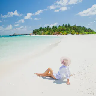 /img/2668-maldives-honeymoon-budget.webp