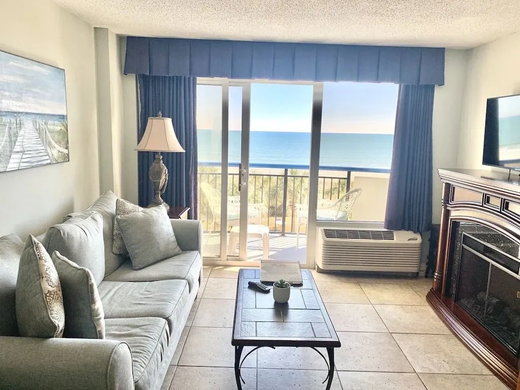 2670 orlando honeymoon suite intro