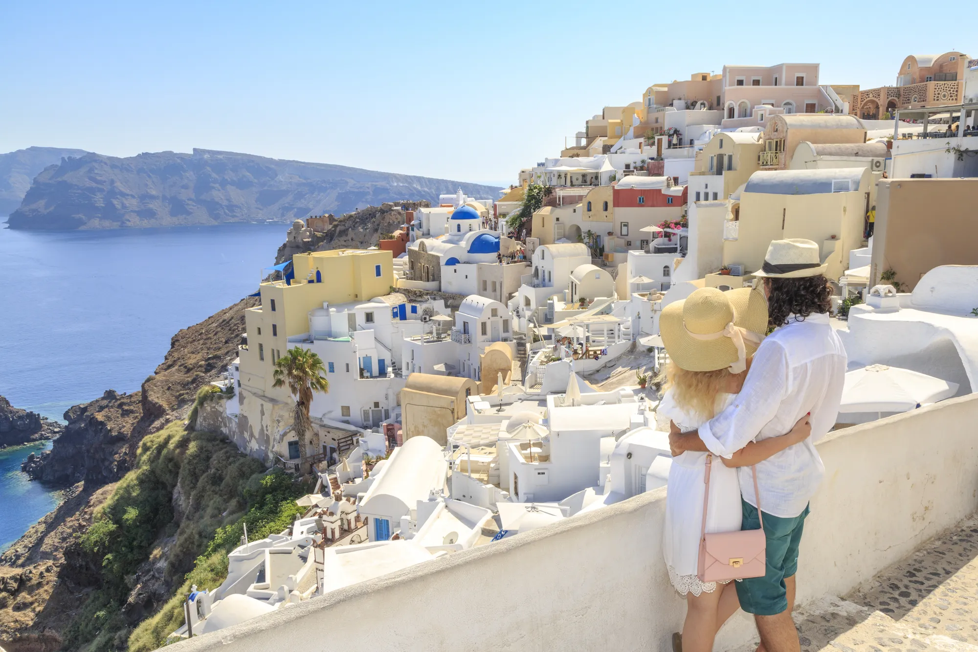/img/2688-budget-travel-tips.webp