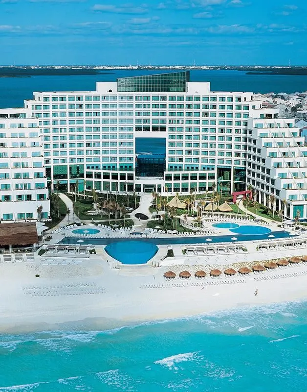 2715 mexico honeymoon resort couple