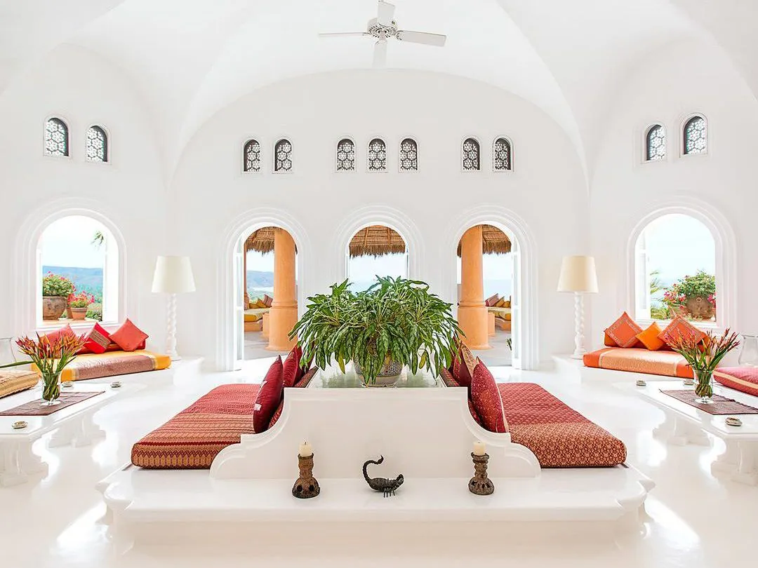 /img/2715-mexico-honeymoon-resort-sunset.webp