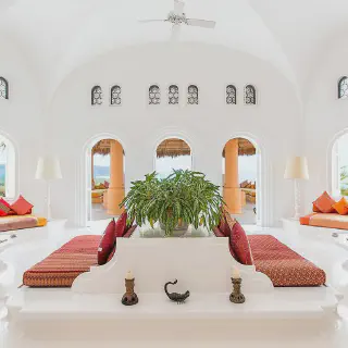 /img/2715-mexico-honeymoon-resort-sunset.webp