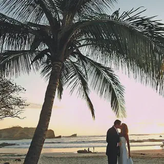 /img/2722-romantic-beach.webp