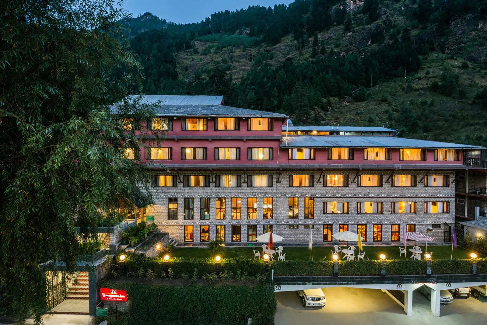 2733 manali honeymoon inn exterior