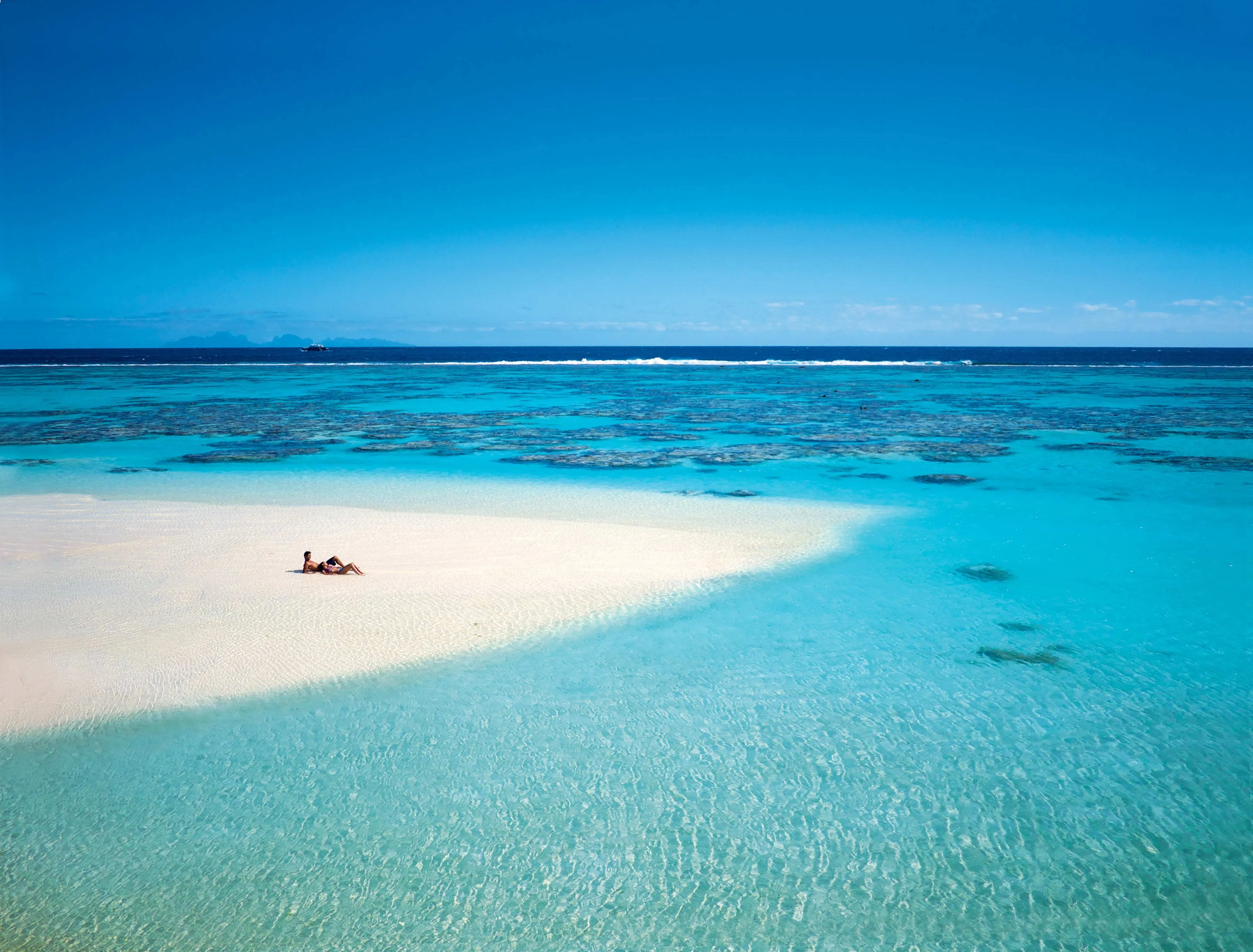 2753 fiji resort