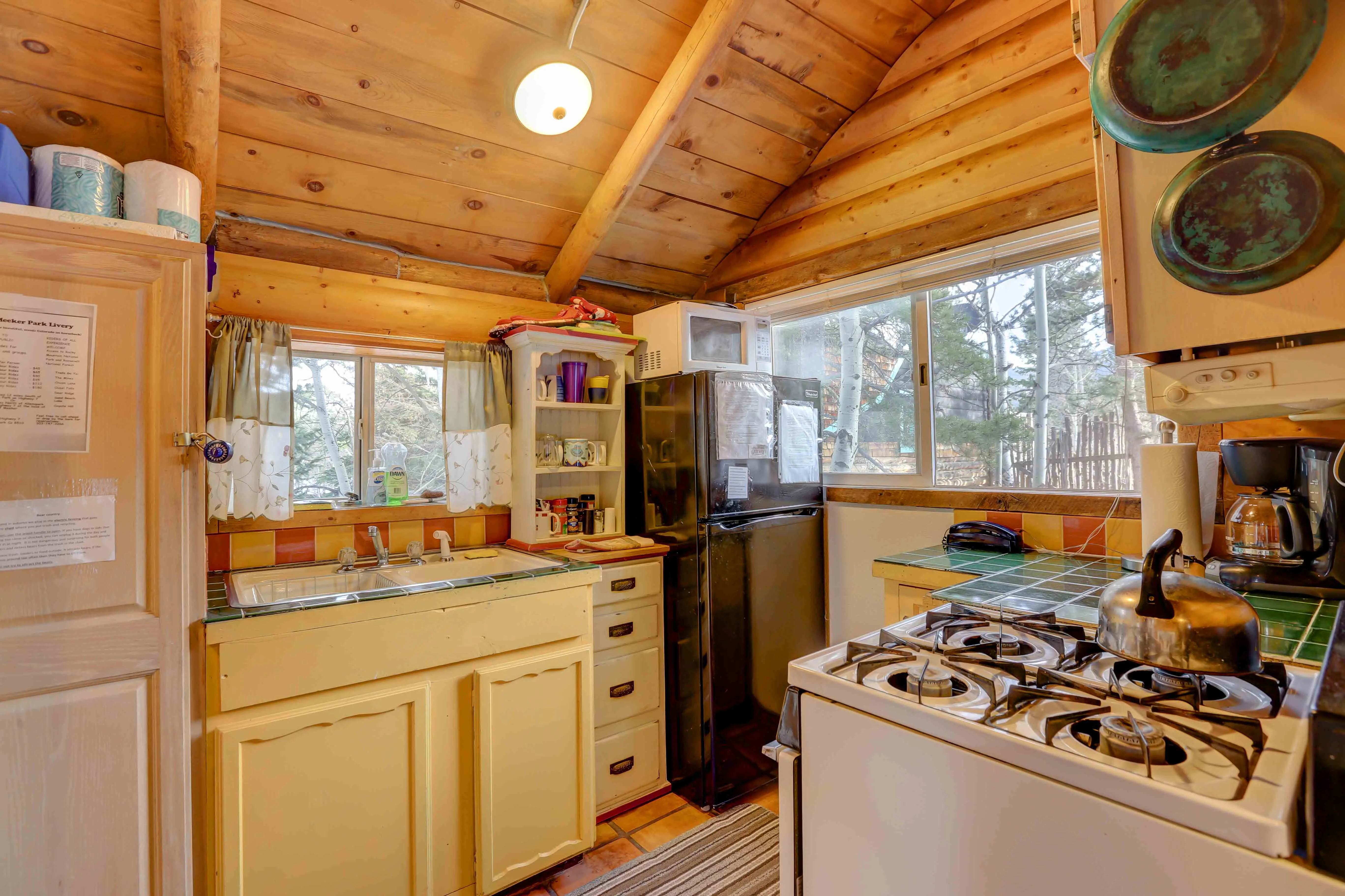 2759 couple mountain view