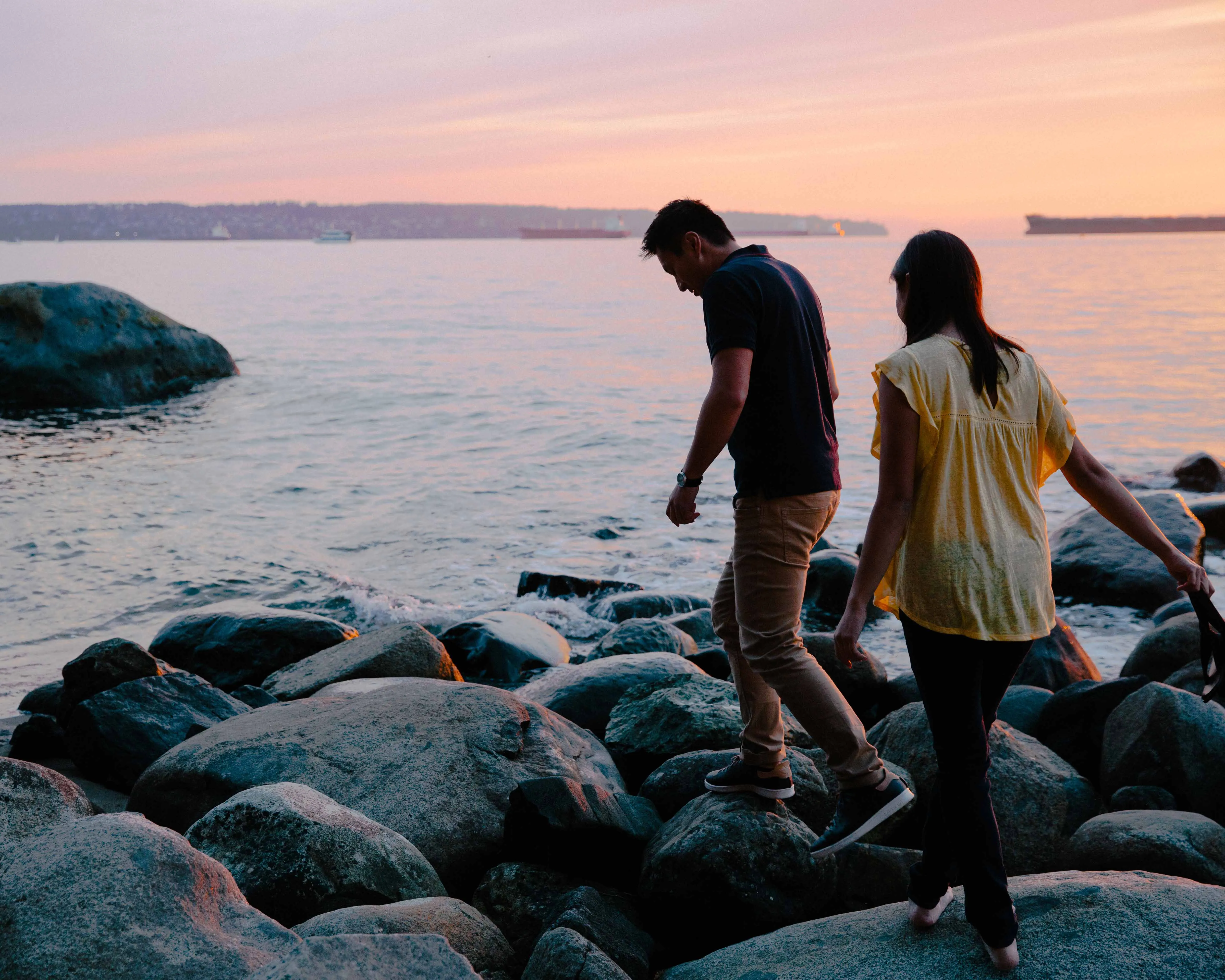 /img/2765-canada-honeymoon-destination.webp