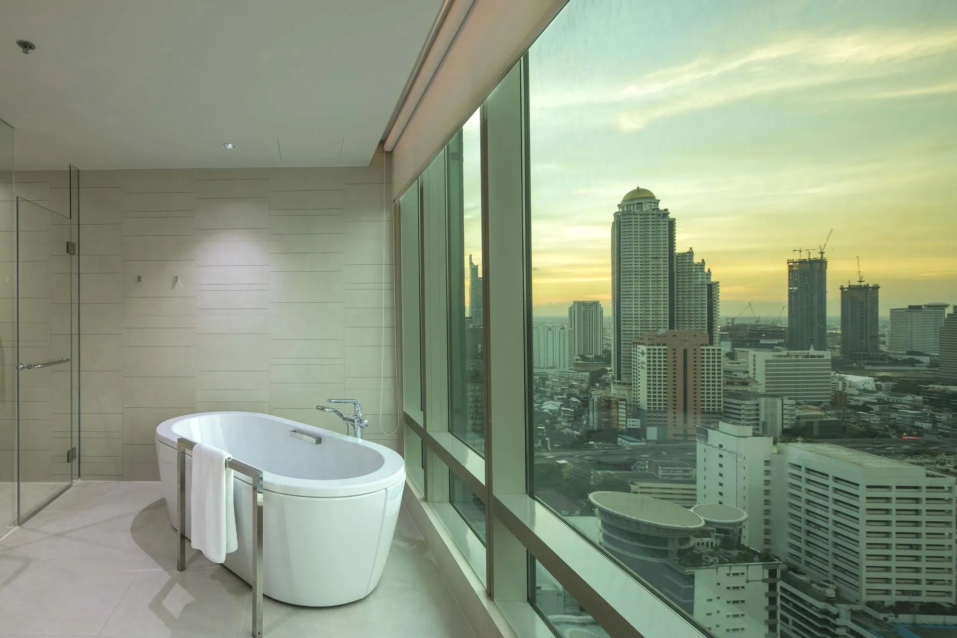 2827 bangkok honeymoon suite