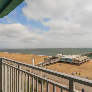 /img/2834-virginia-beach-resorts.webp
