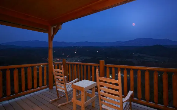2853 gatlinburg cabin with fireplace