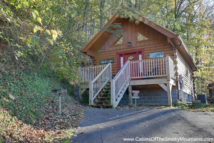 2854 couple smoky mountains view