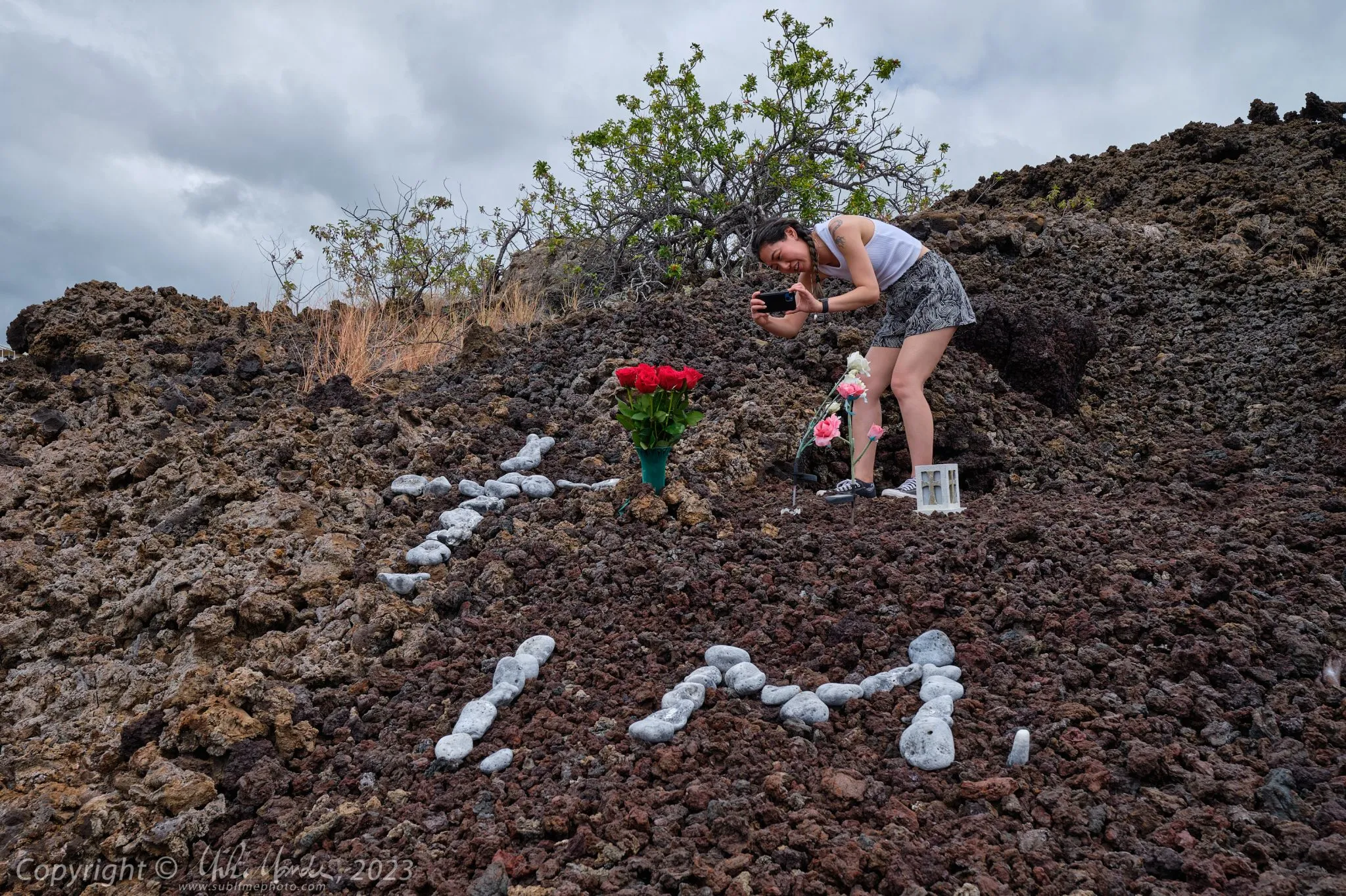 /img/2937-hawaii-honeymoon-couple.webp