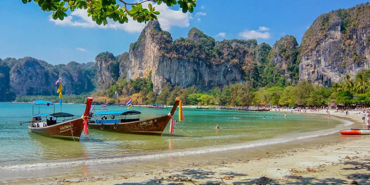 2944 thailand beach