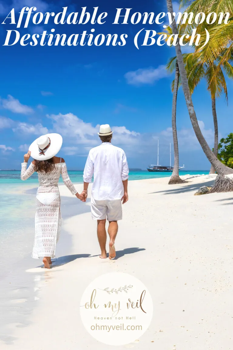 2955 couple on beach thailand