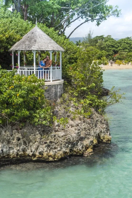 2959 cliff hotel jamaica