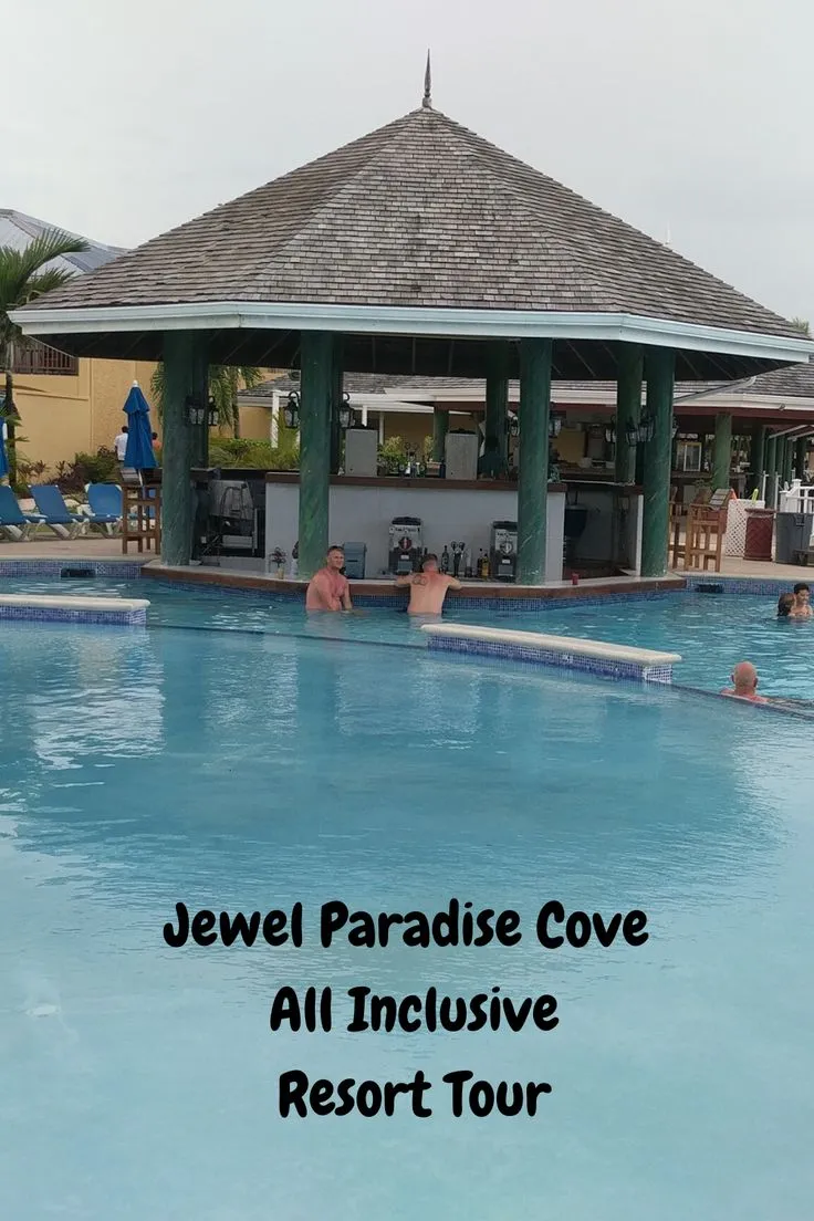 /img/2959-jamaican-honeymoon-couple.webp
