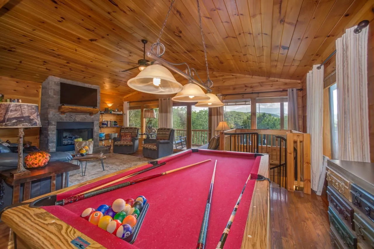 2960 honeymoon cabin hot tub