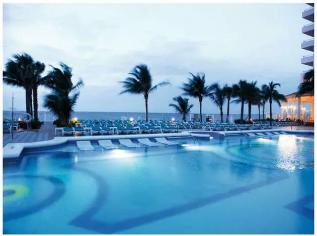2979 bahamas resort activities