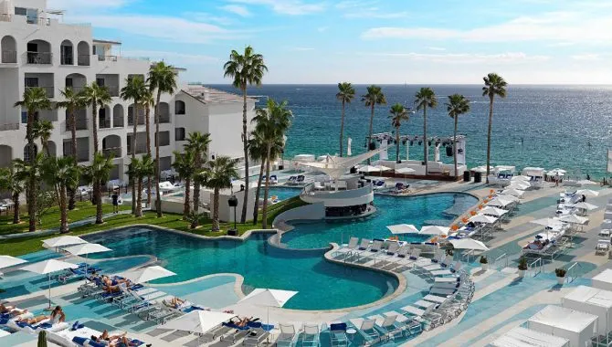 /img/3014-montage-los-cabos.webp