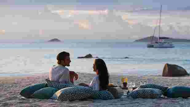 3033 praslin island