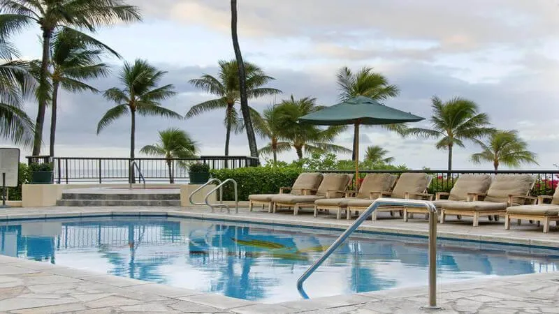 3071 resort pool hawaii