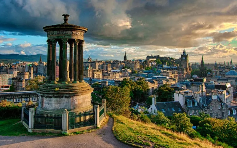 3125 royal mile edinburgh
