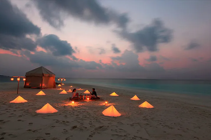3143 maldives overwater bungalow
