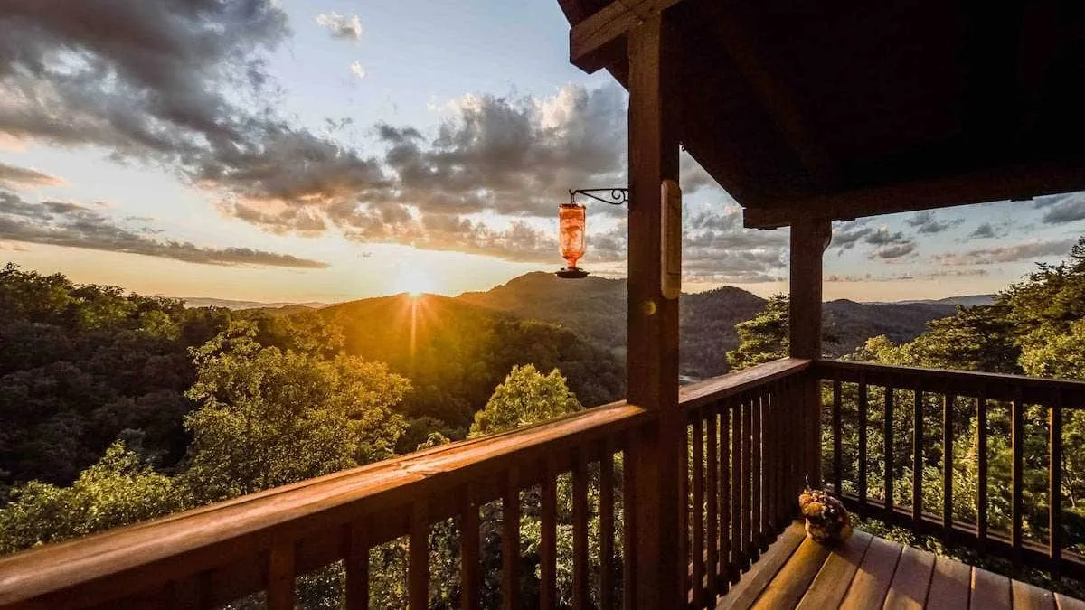3170 couple spa gatlinburg